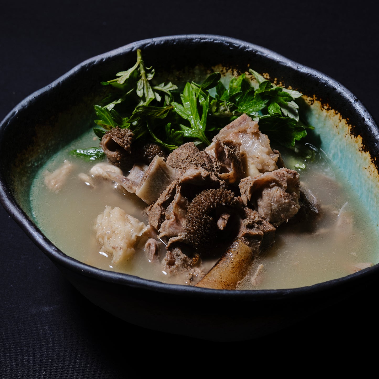 沖縄県産山羊肉(一部)使用 山羊汁700g(2個入り)